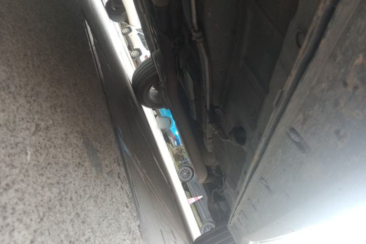 Used Dongfeng Fengon 580 2017 1.5T CVT Comfort Model Chassis Front Left