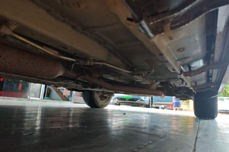 Used Dongfeng Fengon 580 2017 1.5T CVT Luxury Model Chassis Front Left