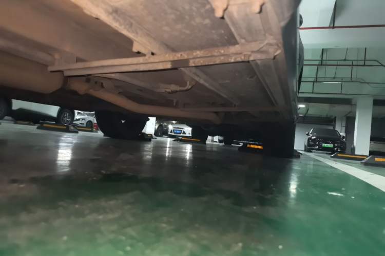 Used Dongfeng Fengon 580 2017 1.5T CVT Luxury Model Chassis Front Left