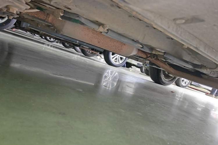 Used Dongfeng Fengon 580 2017 1.5T CVT Comfort Model Chassis Front Left