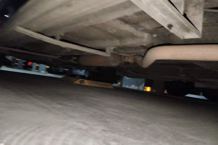 Used Dongfeng Fengon 580 2017 1.5T CVT Luxury Model Chassis Front Right