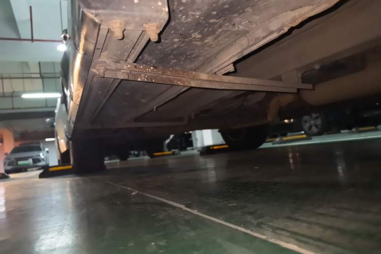 Used Dongfeng Fengon 580 2017 1.5T CVT Luxury Model Chassis Front Right