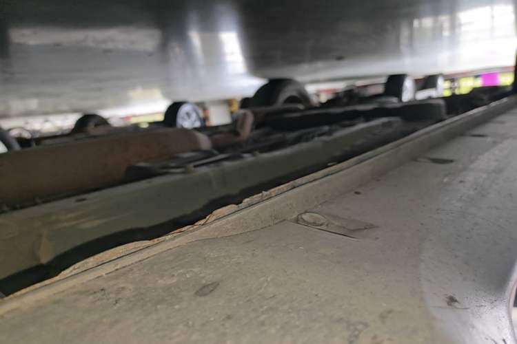Used Dongfeng Fengon 580 2017 1.5T CVT Comfort Model Chassis Front Right