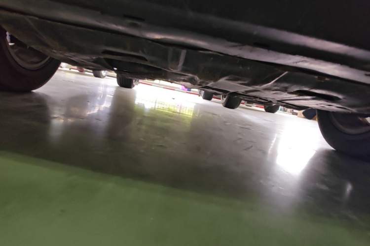 Used Dongfeng Fengon 580 2017 1.5T CVT Comfort Model Chassis Front
