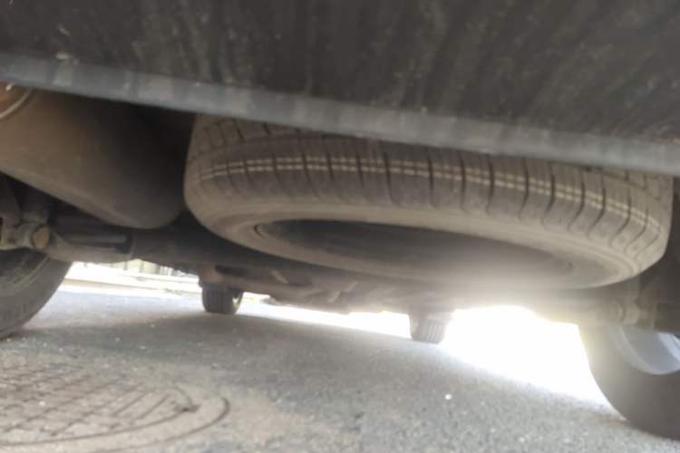 Used Dongfeng Fengon 580 2017 1.5T CVT Luxury Model Chassis Rear