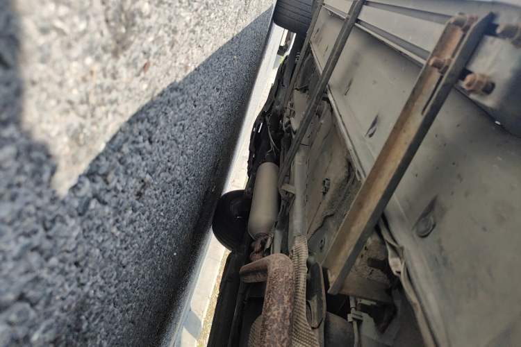 Used Dongfeng Fengon 580 2017 1.5T CVT Luxury Model Chassis Rear Left