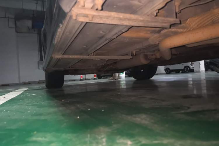 Used Dongfeng Fengon 580 2017 1.5T CVT Luxury Model Chassis Rear Left