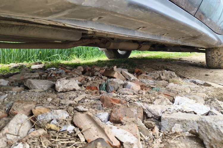 Used Dongfeng Fengon 580 2017 1.8L Manual Comfort Model Chassis Rear Right