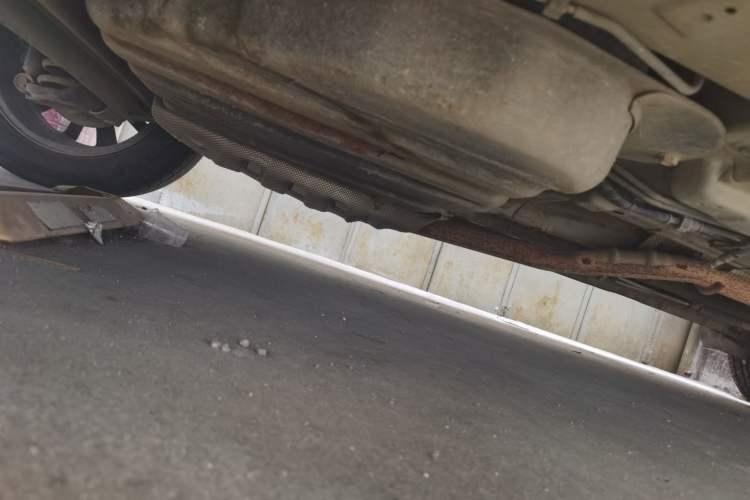 Used Dongfeng Fengon 580 2017 1.5T CVT Comfort Model Chassis Rear Right
