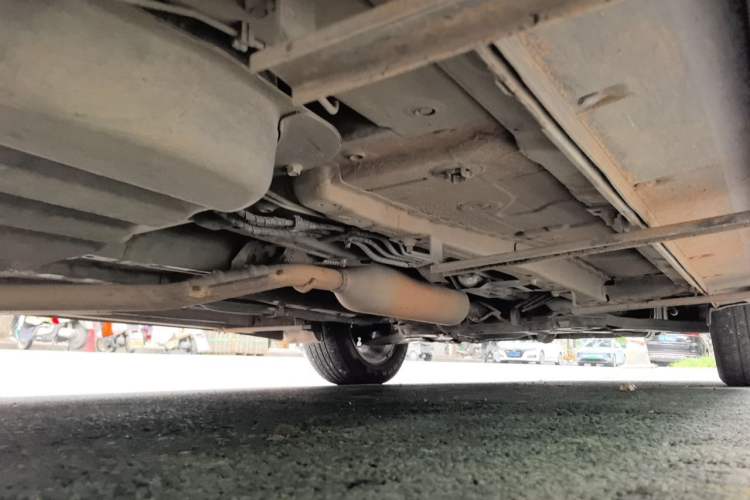 Used Dongfeng Fengon 580 2017 1.5T CVT Comfort Model Chassis Rear Right
