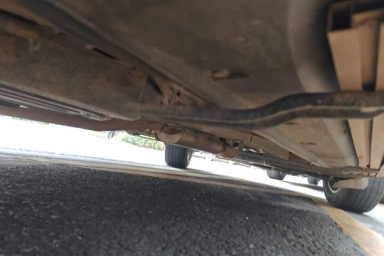 Used Dongfeng Fengon 580 2017 1.8L Manual Comfort Model Chassis Rear Right