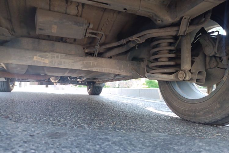 Used Dongfeng Fengon 580 2017 1.5T CVT Comfort Model Chassis Rear