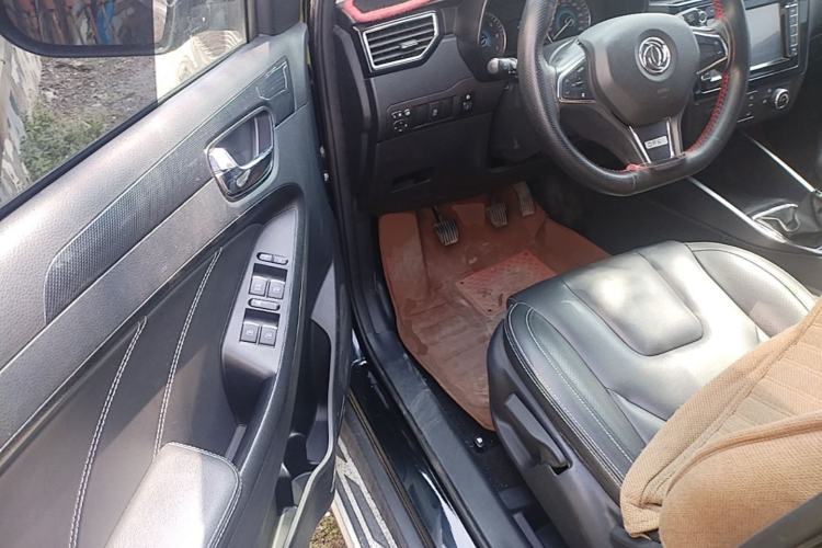 Used Dongfeng Fengon 580 2017 1.8L Manual Comfort Model Driver Seat