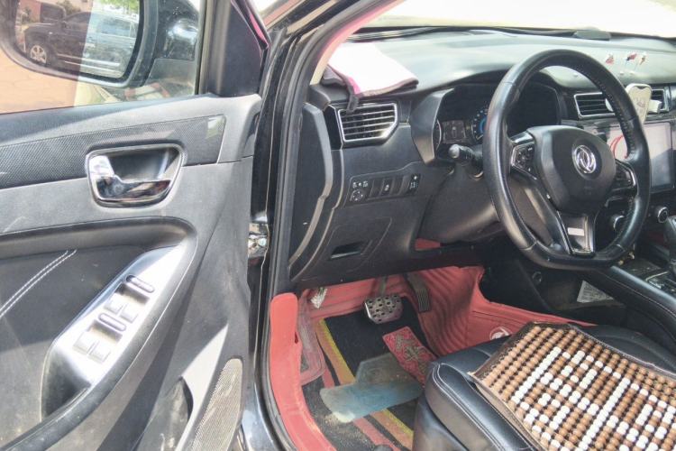 Used Dongfeng Fengon 580 2017 1.5T CVT Luxury Model Driver Seat
