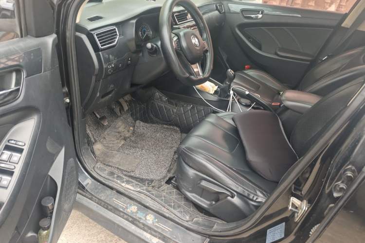 Used Dongfeng Fengon 580 2017 1.8L Manual Comfort Model Driver Seat