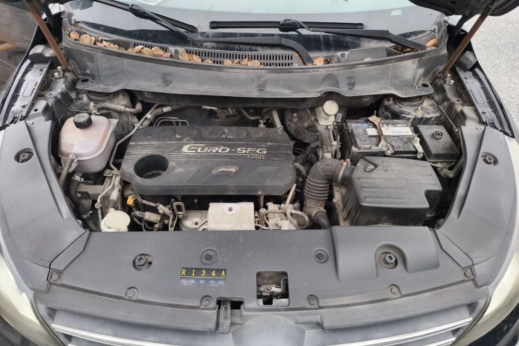 Used Dongfeng Fengon 580 2017 1.5T CVT Smart Style Model Engine Bay