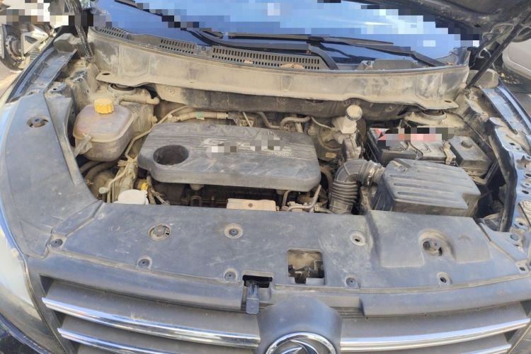 Used Dongfeng Fengon 580 2017 Revised Version 1.5T CVT Luxury Edition Engine Bay