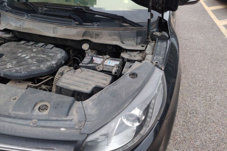 Used Dongfeng Fengon 580 2017 1.5T CVT Luxury Model Engine Bay Left