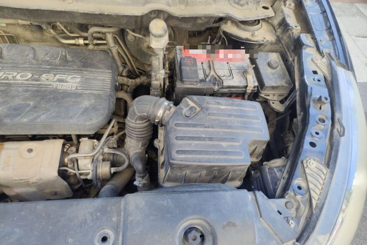 Used Dongfeng Fengon 580 2017 Revised Version 1.5T CVT Luxury Edition Engine Bay Left
