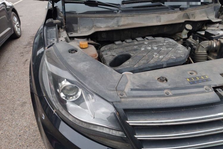 Used Dongfeng Fengon 580 2017 1.5T CVT Luxury Model Engine Bay Right