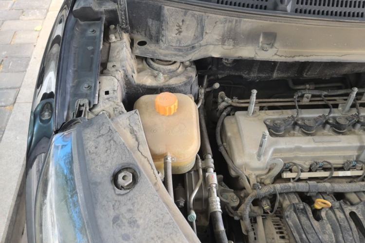Used Dongfeng Fengon 580 2017 1.8L Manual Comfort Model Engine Bay Right
