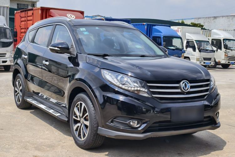 Used Dongfeng Fengon 580 2017 1.5T Manual Luxury Model Exterior 2