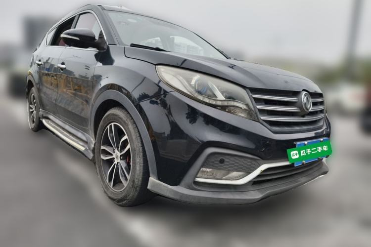 Used Dongfeng Fengon 580 2017 1.5T CVT Smart Style Model Front Right 45 Deg