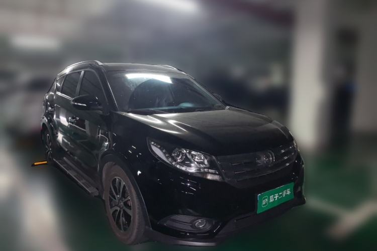 Used Dongfeng Fengon 580 2017 1.5T CVT Luxury Model Front Right 45 Deg