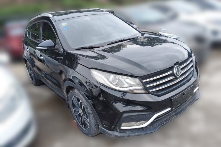 Used Dongfeng Fengon 580 2017 1.5T CVT Comfort Model Front Right 45 Deg