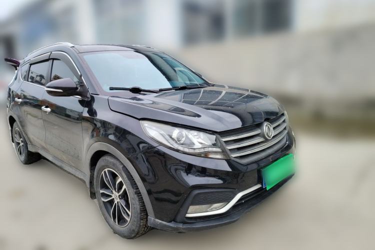 Used Dongfeng Fengon 580 2017 1.5T Manual Luxury Model Front Right 45 Deg