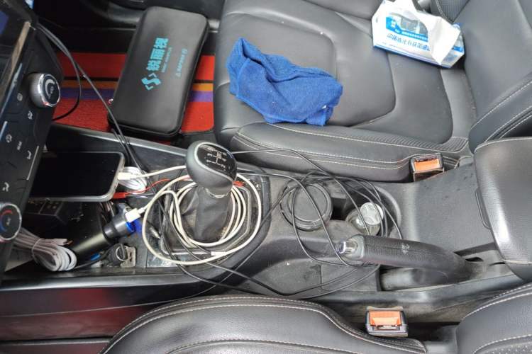Used Dongfeng Fengon 580 2017 1.8L Manual Comfort Model Gear Lever