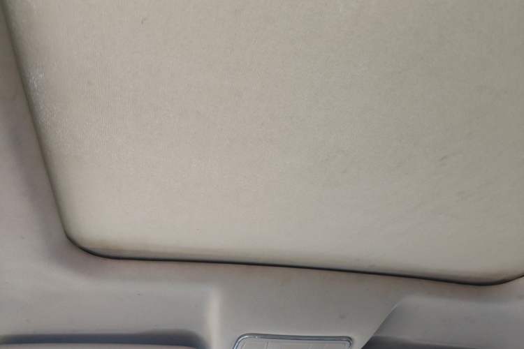 Used Dongfeng Fengon 580 2017 1.5T CVT Smart Style Model Headliner