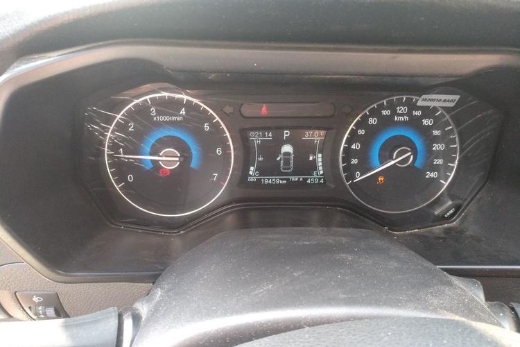 Used Dongfeng Fengon 580 2017 1.5T CVT Luxury Model Instrument Cluster