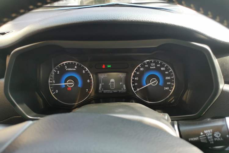 Used Dongfeng Fengon 580 2017 1.5T Manual Luxury Model Instrument Cluster