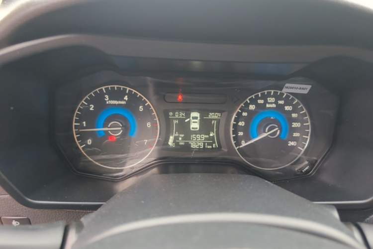 Used Dongfeng Fengon 580 2017 1.8L Manual Comfort Model Instrument Cluster