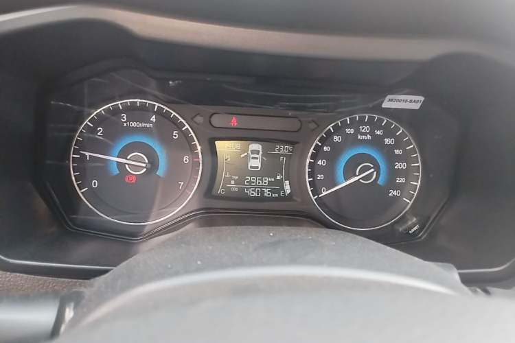 Used Dongfeng Fengon 580 2017 1.8L Manual Comfort Model Instrument Cluster