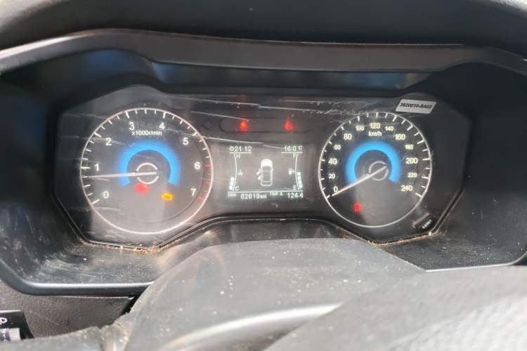 Used Dongfeng Fengon 580 2017 1.5T Manual Luxury Model Instrument Cluster