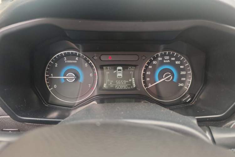 Used Dongfeng Fengon 580 2017 1.8L Manual Comfort Model Instrument Cluster