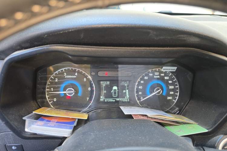 Used Dongfeng Fengon 580 2017 1.5T Manual Luxury Model Instrument Cluster