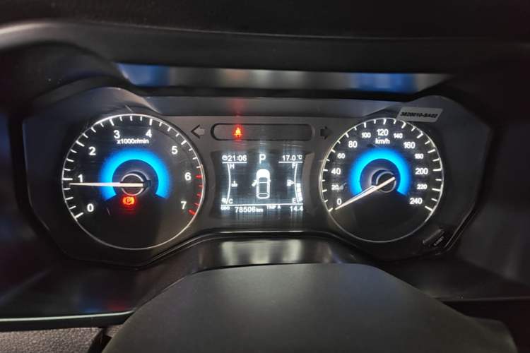 Used Dongfeng Fengon 580 2017 1.5T CVT Comfort Model Instrument Cluster
