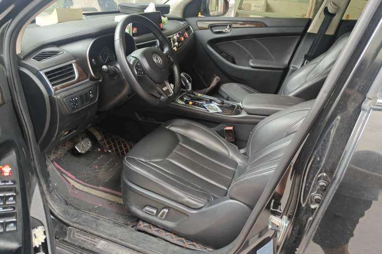 Used Dongfeng Fengon 580 2017 1.5T CVT Smart Style Model Left Front Seat