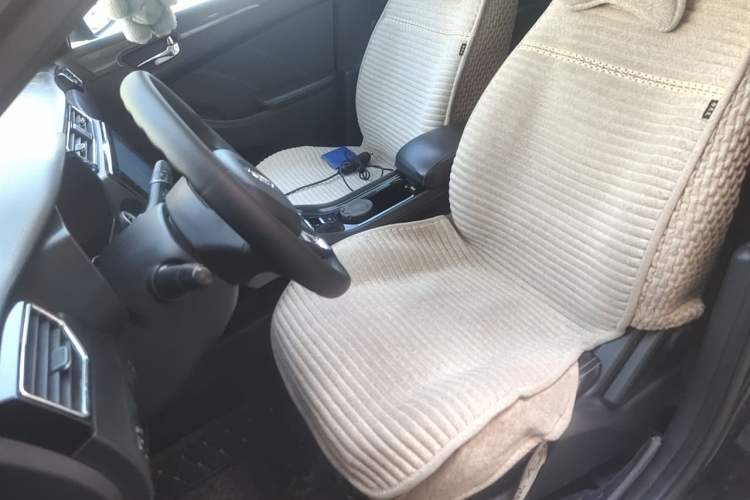 Used Dongfeng Fengon 580 2017 1.5T CVT Luxury Model Left Front Seat