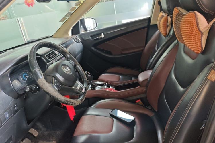 Used Dongfeng Fengon 580 2017 1.5T CVT Luxury Model Left Front Seat