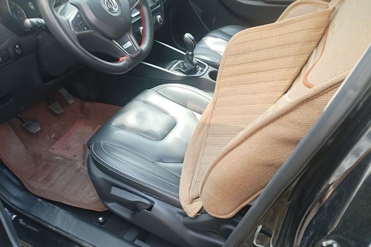 Used Dongfeng Fengon 580 2017 1.8L Manual Comfort Model Left Front Seat