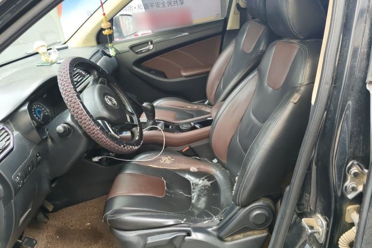 Used Dongfeng Fengon 580 2017 1.5T Manual Luxury Model Left Front Seat