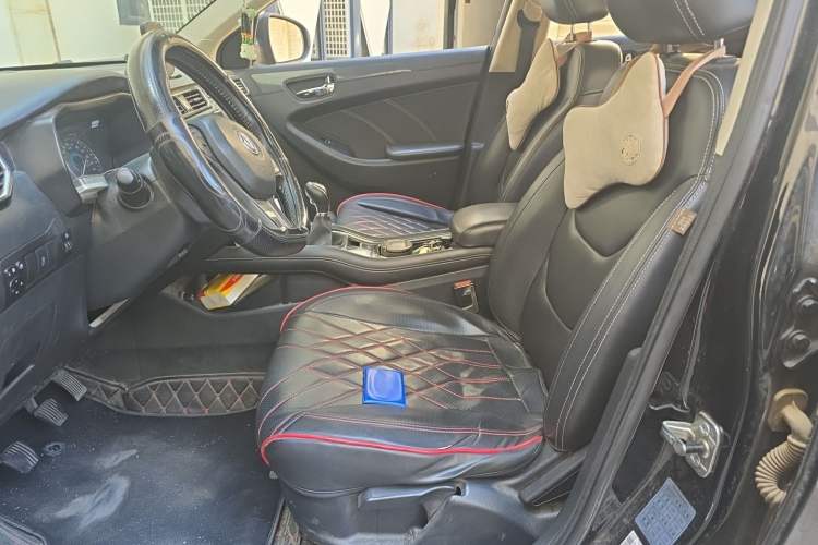 Used Dongfeng Fengon 580 2017 1.5T Manual Luxury Model Left Front Seat