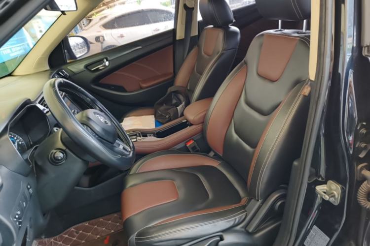 Used Dongfeng Fengon 580 2017 Revised Version 1.5T CVT Luxury Edition Left Front Seat