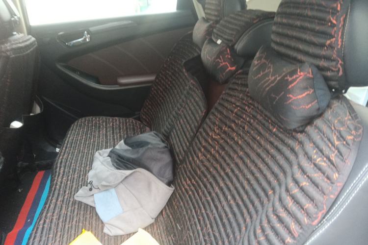 Used Dongfeng Fengon 580 2017 1.5T CVT Comfort Model Left Rear Seat