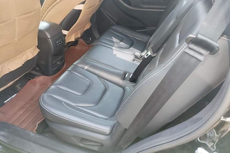 Used Dongfeng Fengon 580 2017 1.8L Manual Comfort Model Left Rear Seat