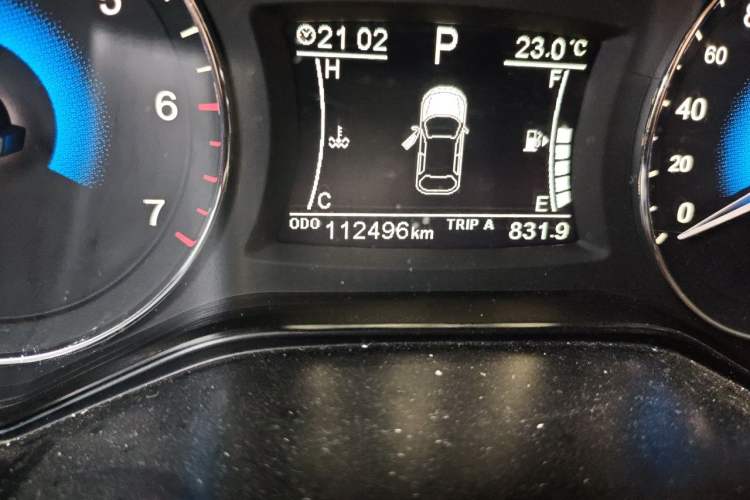 Used Dongfeng Fengon 580 2017 1.5T CVT Luxury Model Odometer Close Up